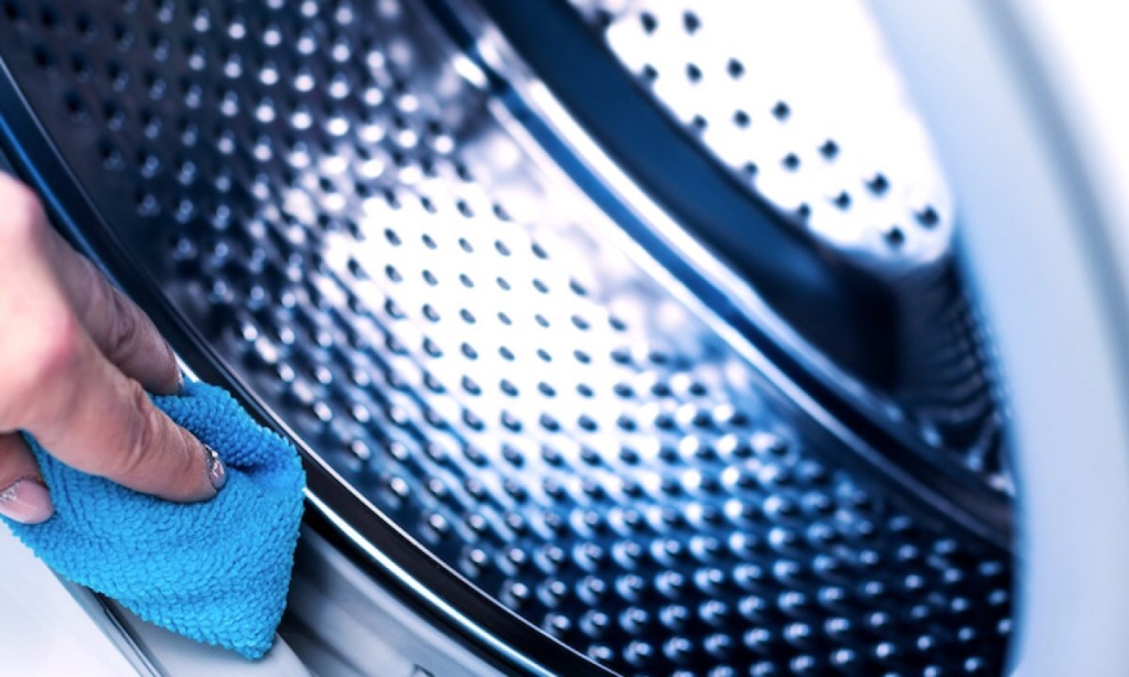 A simple, safe, and non toxic way to clean your washing machine!